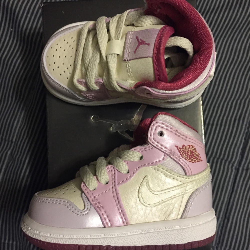 Jordan retro 1
